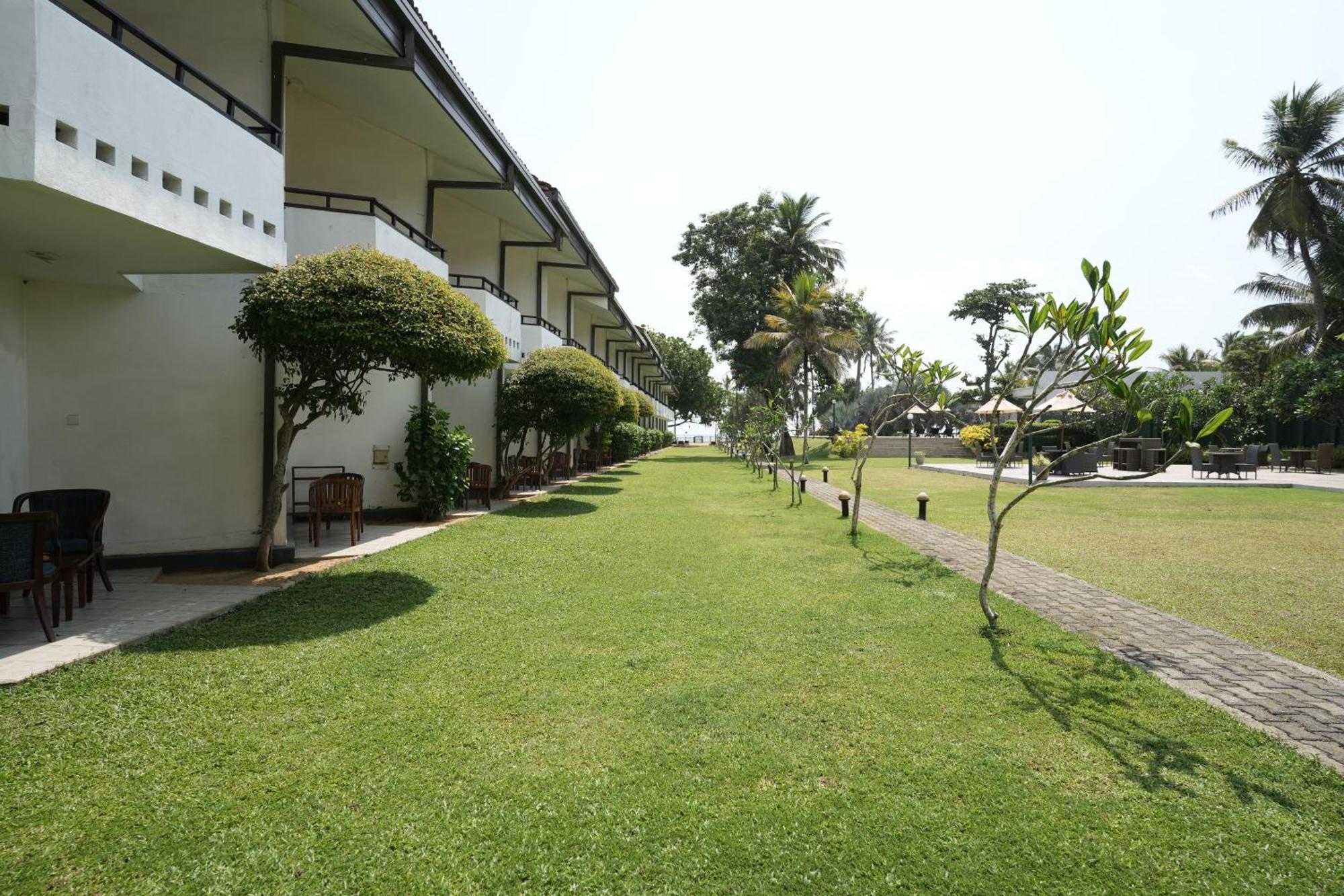Hibiscus Beach Hotel&Villas Kalutara Exterior foto